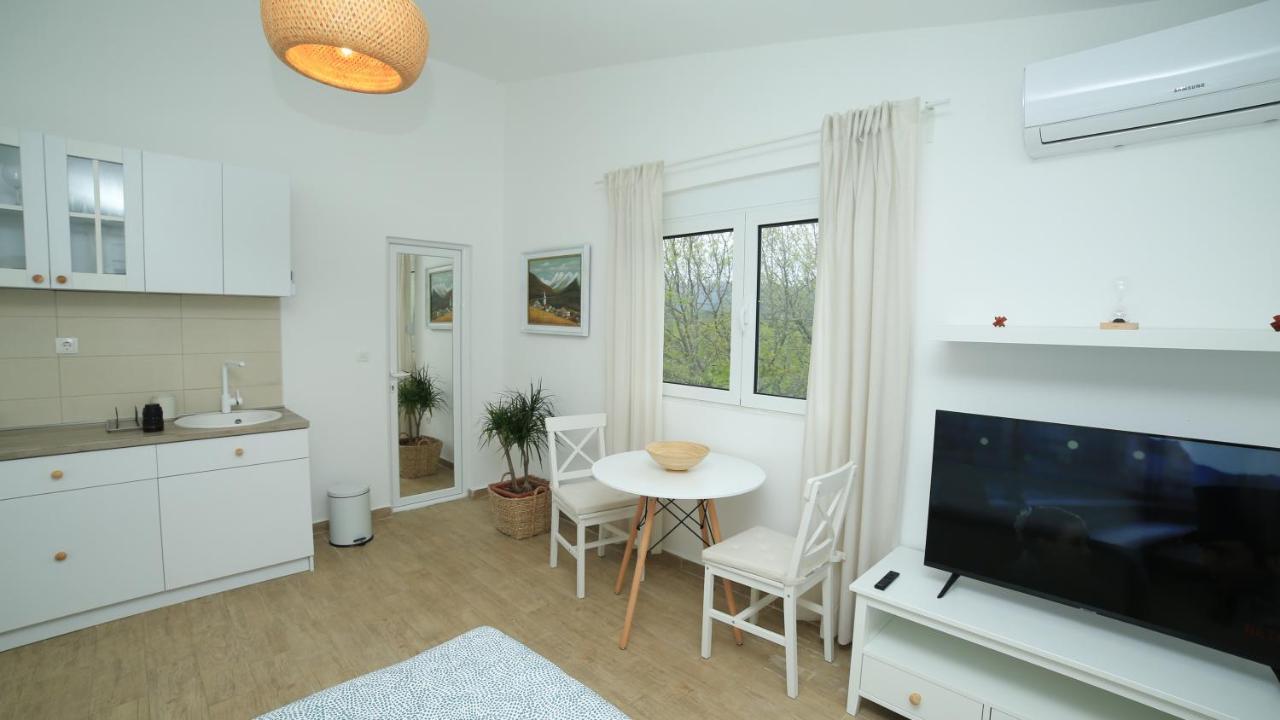 Plamenatz Studio Apartments Virpazar Buitenkant foto