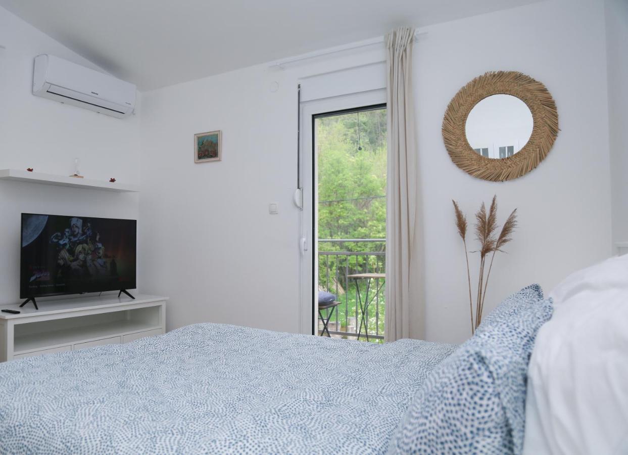 Plamenatz Studio Apartments Virpazar Buitenkant foto