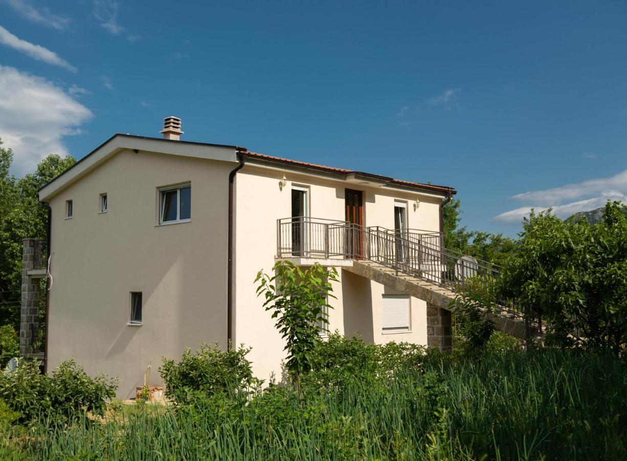 Plamenatz Studio Apartments Virpazar Buitenkant foto