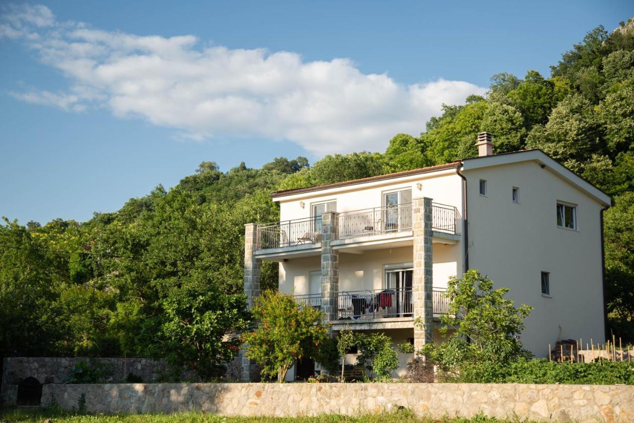 Plamenatz Studio Apartments Virpazar Buitenkant foto
